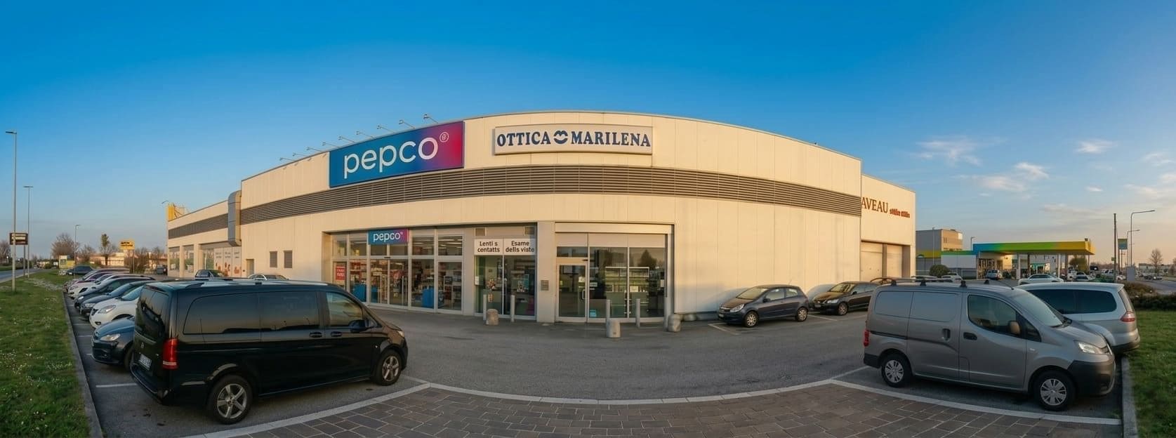 Contatti esterno negozio Ottica Marilena